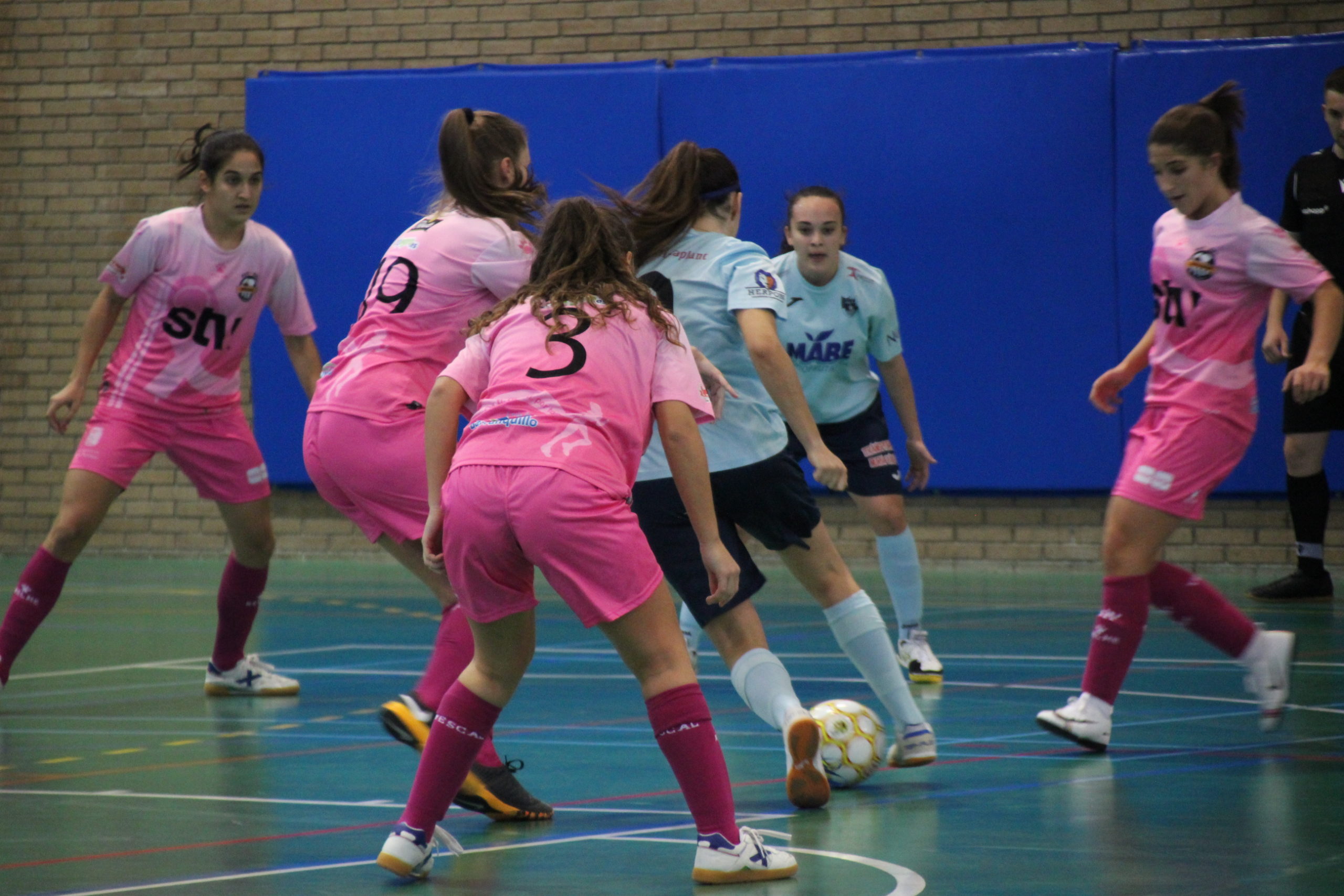El Femenino vuelve a la competición ante el Roldán