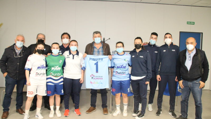 El Sénior Femenino visita las instalaciones de su patrocinador Mabe Hor-tofrutícola