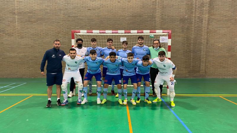 El Juvenil saca un importante punto ante el líder