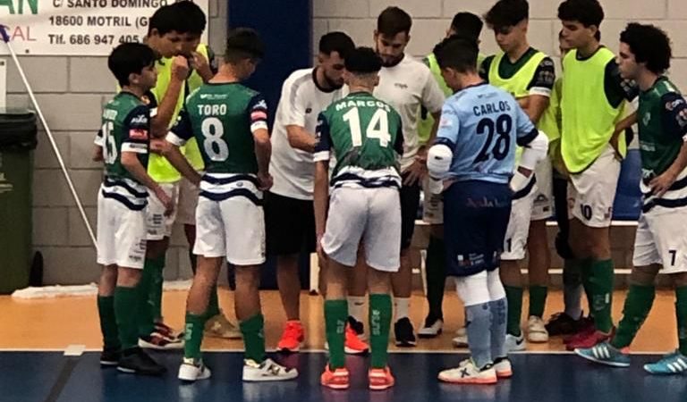 El Cadete Autonómico se vuelve de vacío de Granada
