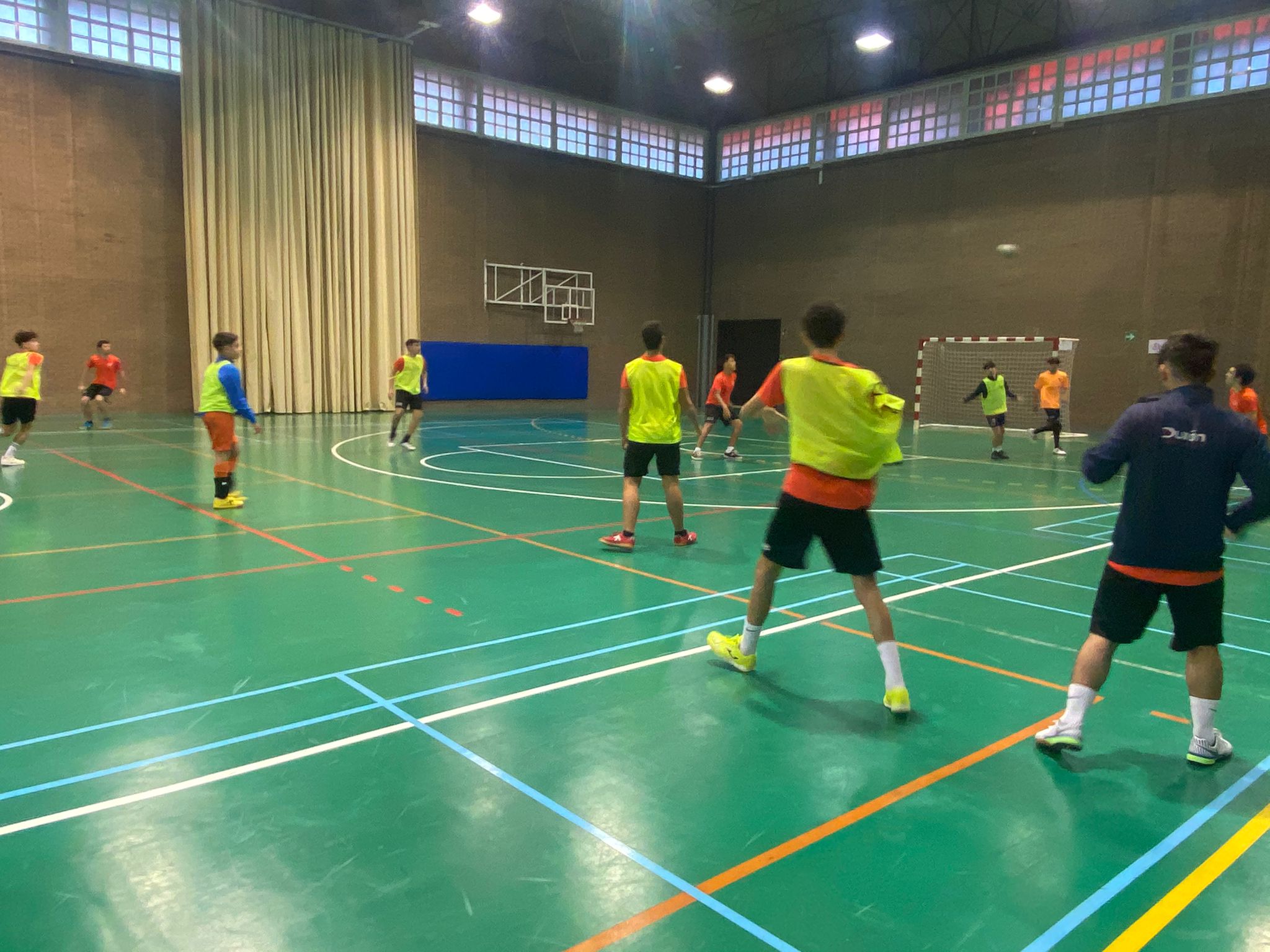 El Cadete vuelve a la competición con un derbi ante el Sporting Almería