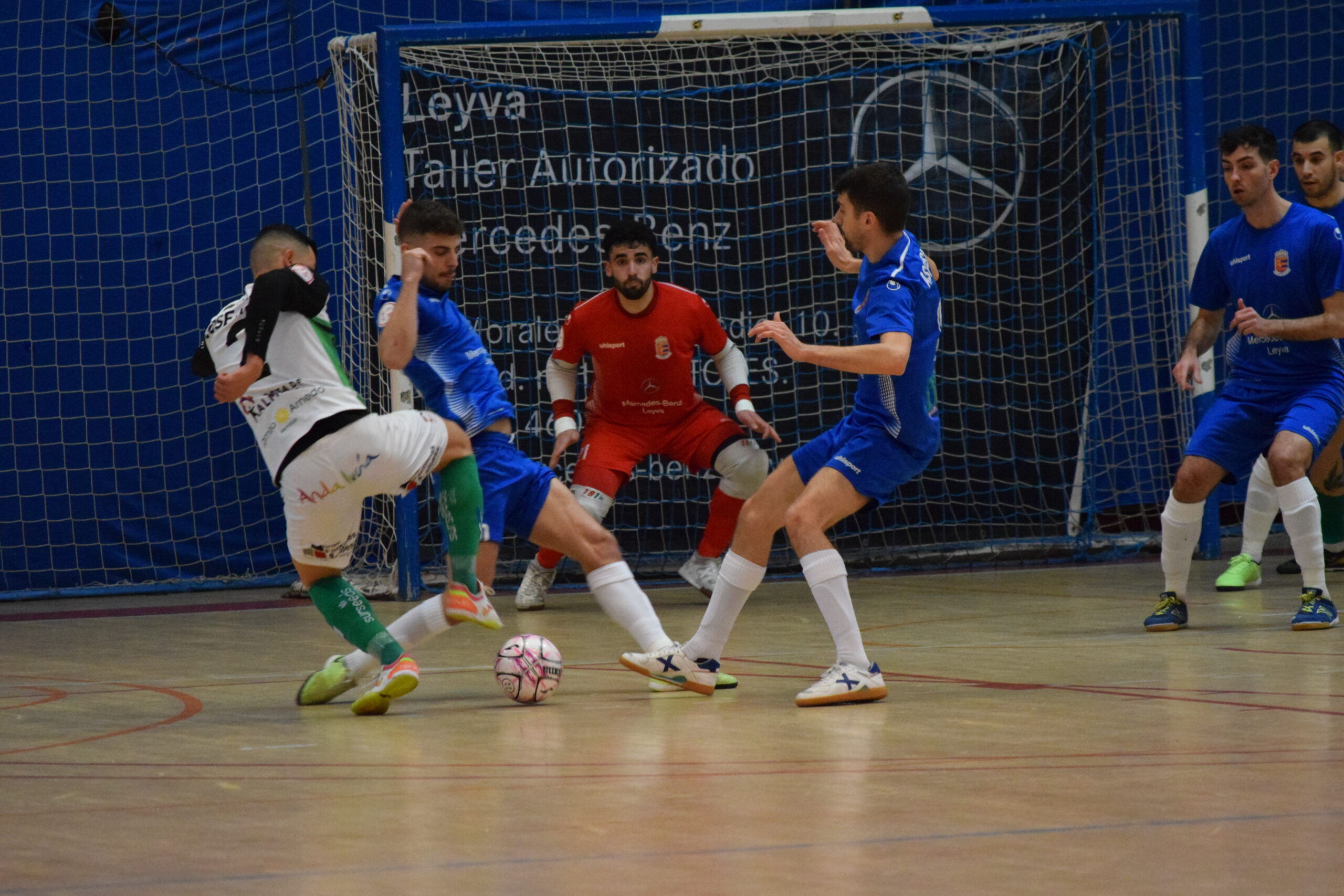 Gran victoria de Inagroup El Ejido Futsal en Móstoles