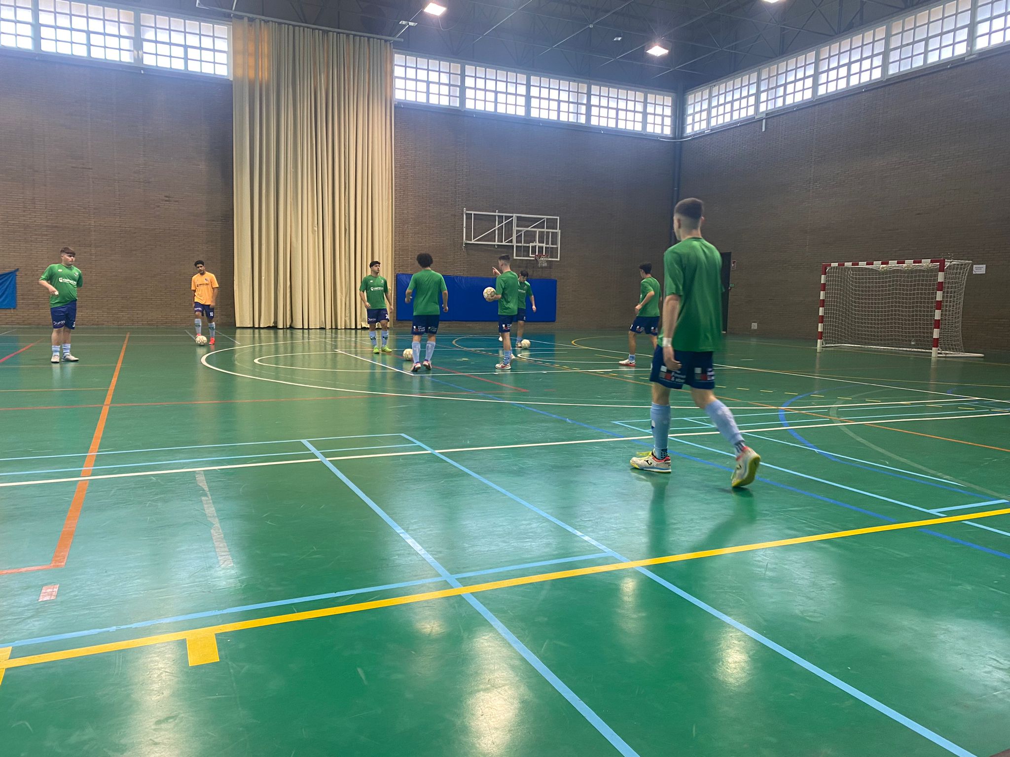 El Juvenil acaba con cinco meses de imbatibilidad en casa