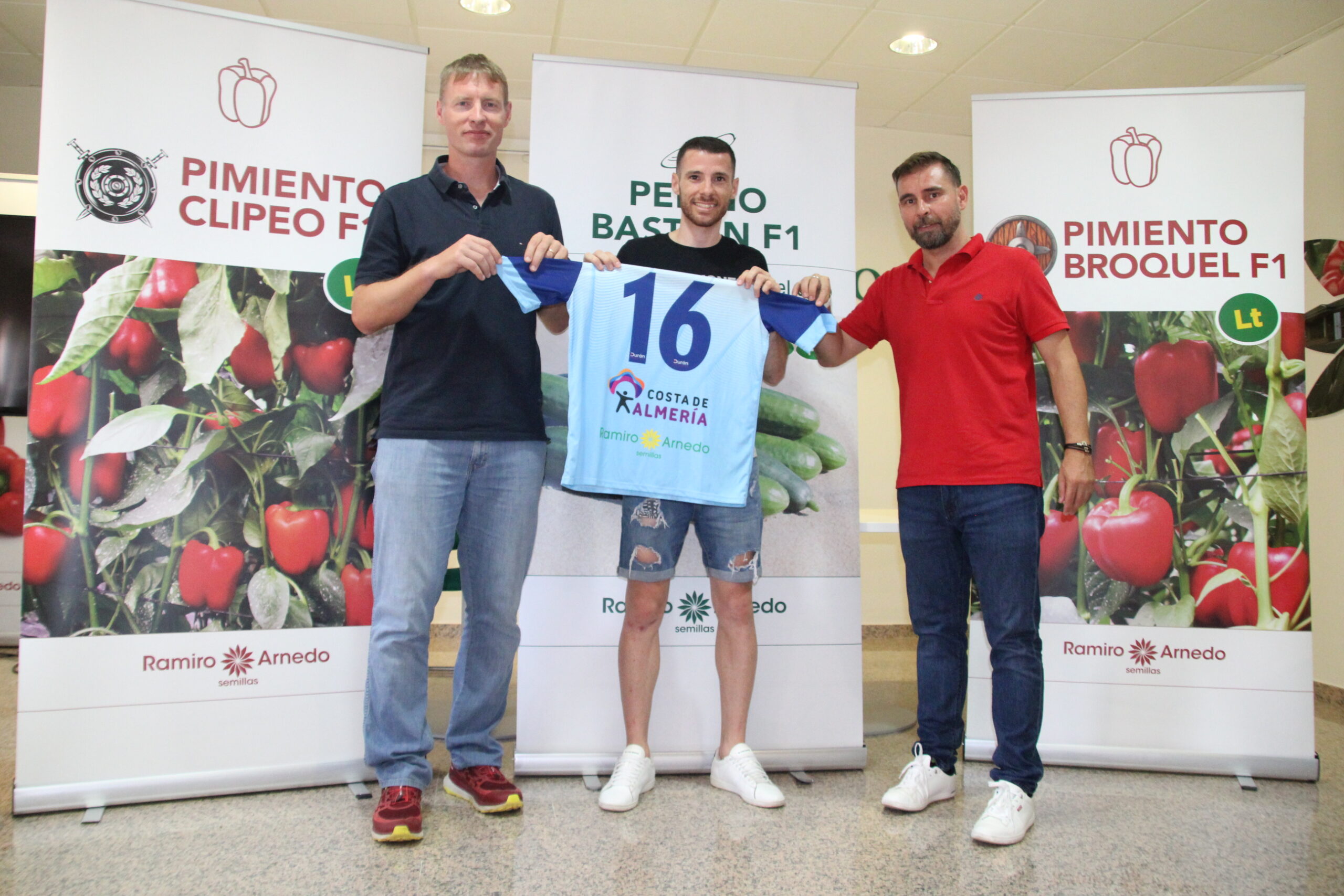 Inagroup El Ejido Futsal firma al cierre Josete