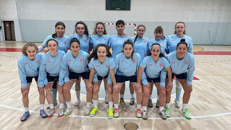 Natalia ya se entrena con la española Sub17