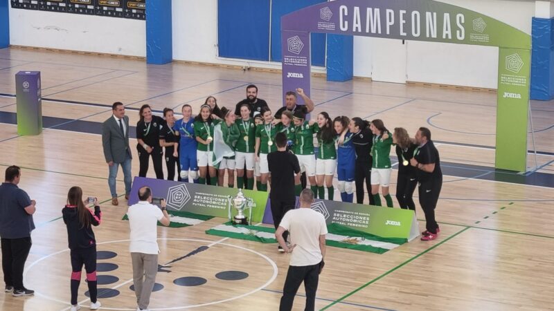 La jugadora celeste Noa, campeona de España con la Selección Andaluza Infantil