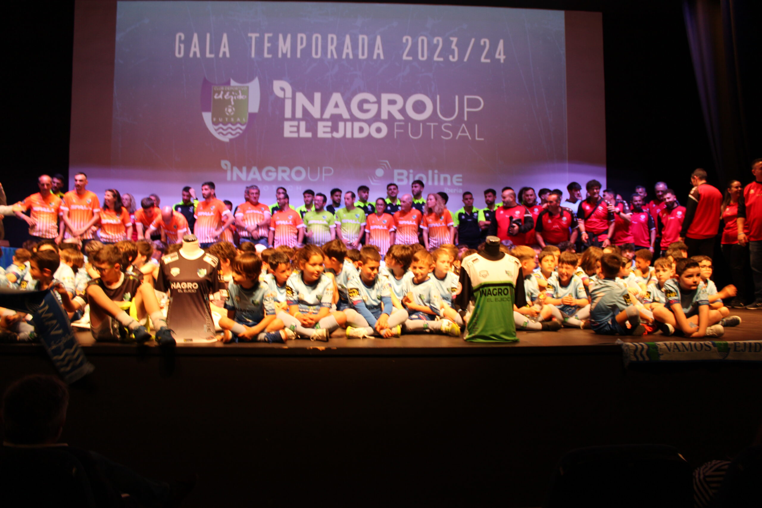 Noche de reconocimientos a equipos y jugadores destacados de la temporada