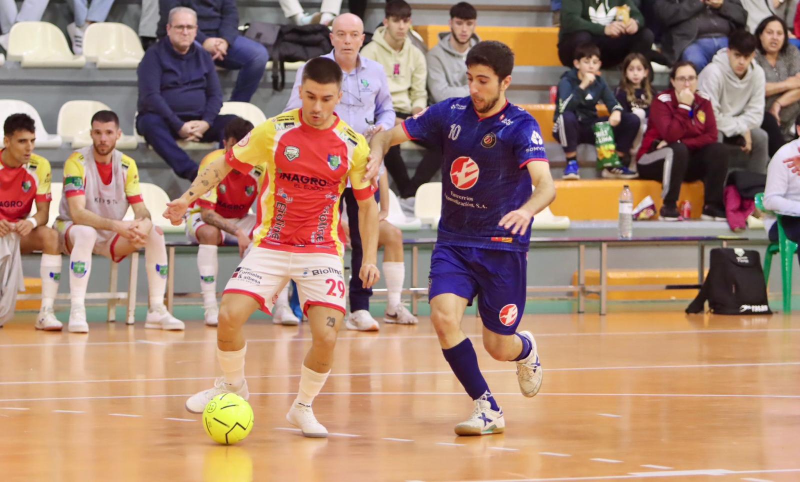 Inagroup El Ejido Futsal consigue un valioso punto en la casa del líder.