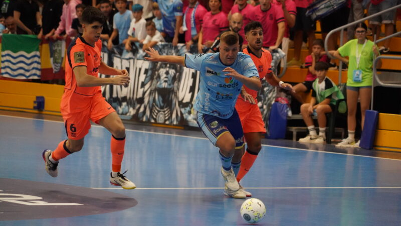 La efectividad del Barça castiga a un Sur Seeds que nunca dejó de competir (2-7)